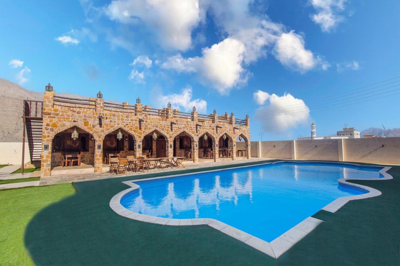Esra Hotel Apartment Khasab Exterior foto
